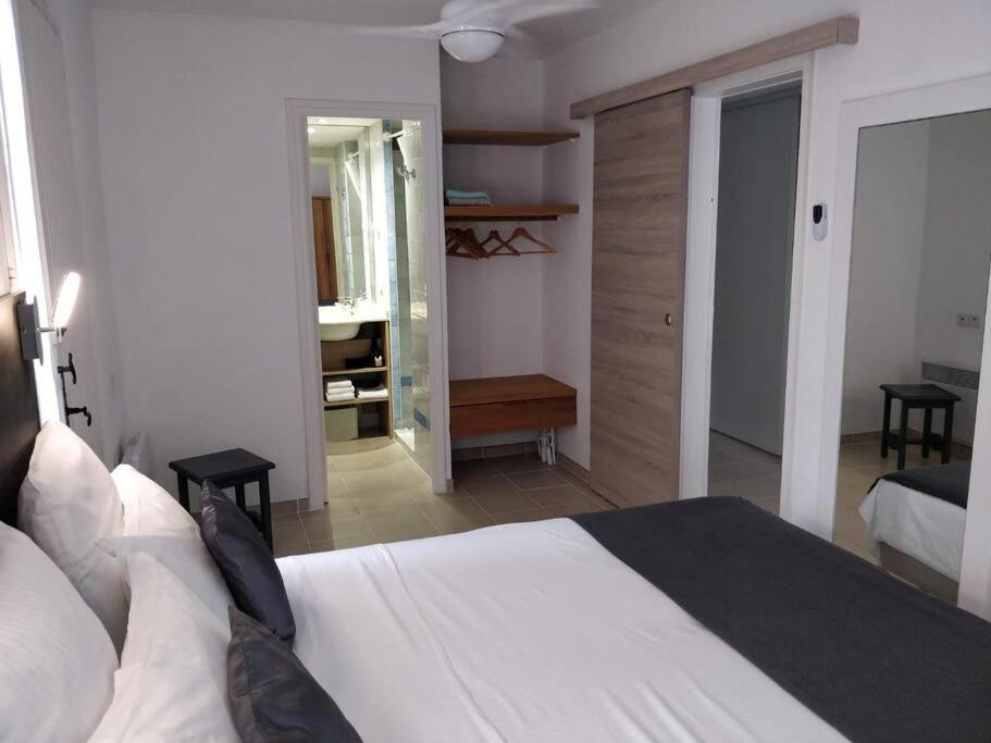 St Raphael 37M2, Piscine, Wifi, Commerces Mer 5Mn A Pieds Сен-Рафаэль Экстерьер фото